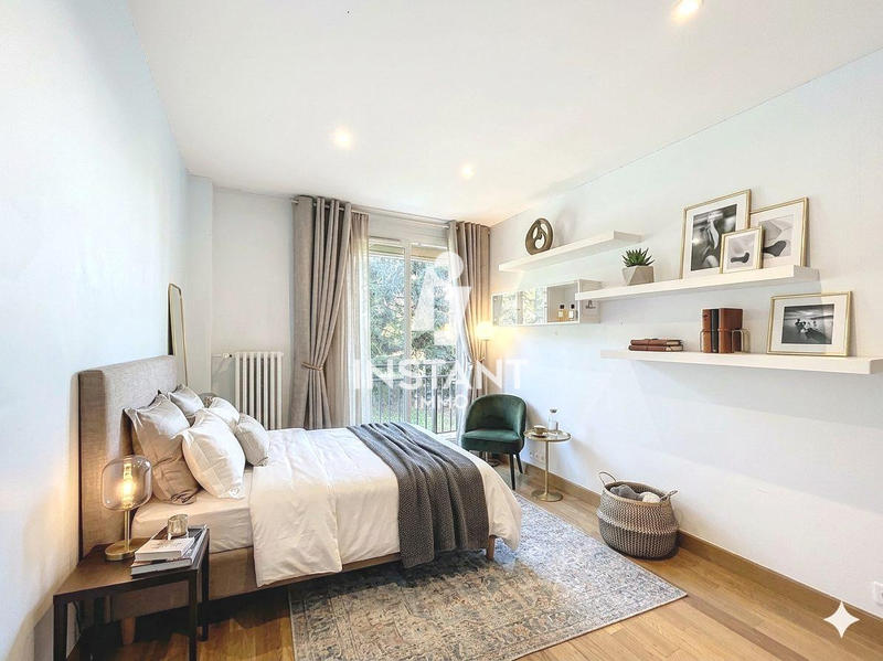 Appartement - 87 m² - 5 pièces