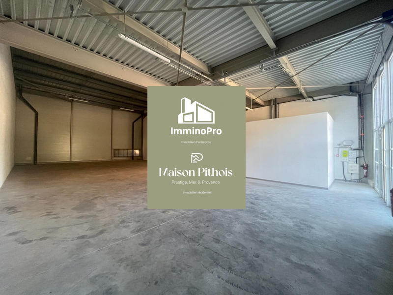 Entrepôt - 360 m²