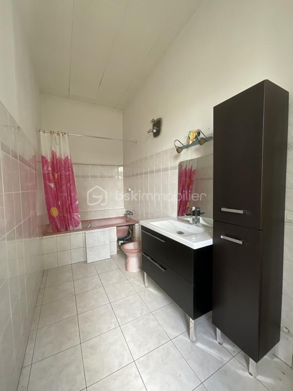 Maison - 178 m² - 7 pièces