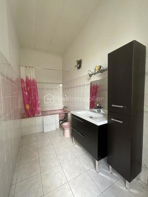 Maison - 178 m² - 7 pièces