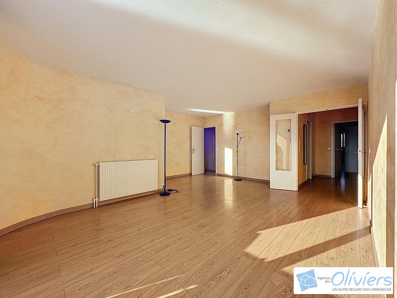 Appartement - 88 m² - 4 pièces