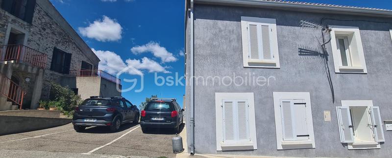 Maison de village - 87 m² - 4 pièces