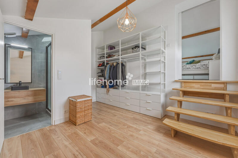 Maison - 110 m² - 5 pièces