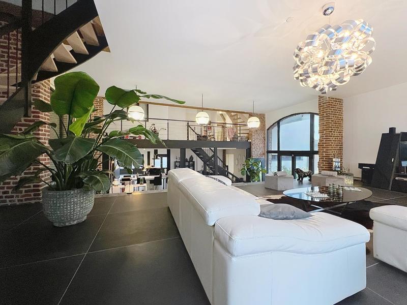 Villa - 423 m² - 7 pièces