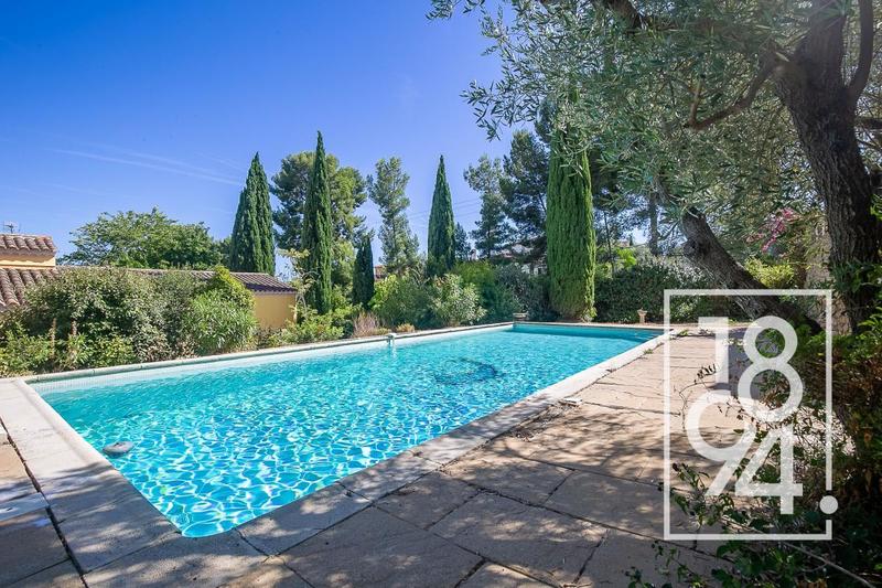 Maison - 197 m² - 5 pièces