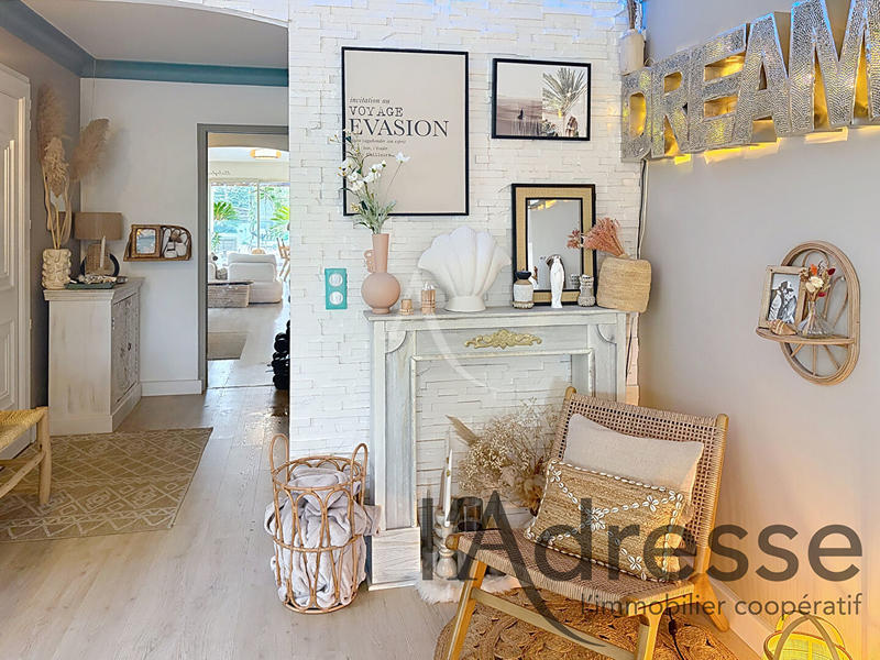 Villa - 202 m² - 5 pièces