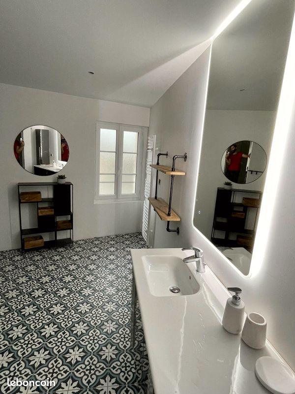 Chambre - 241 m² - 1 pièce