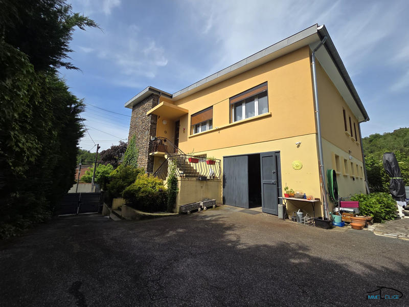 Maison - 186 m² - 7 pièces