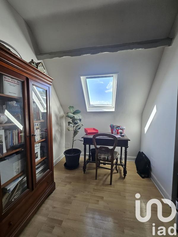 Maison - 214 m² - 6 pièces