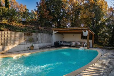 Maison - 281 m² - 10 pièces