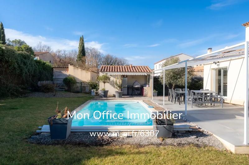 Maison - 122 m² - 4 pièces