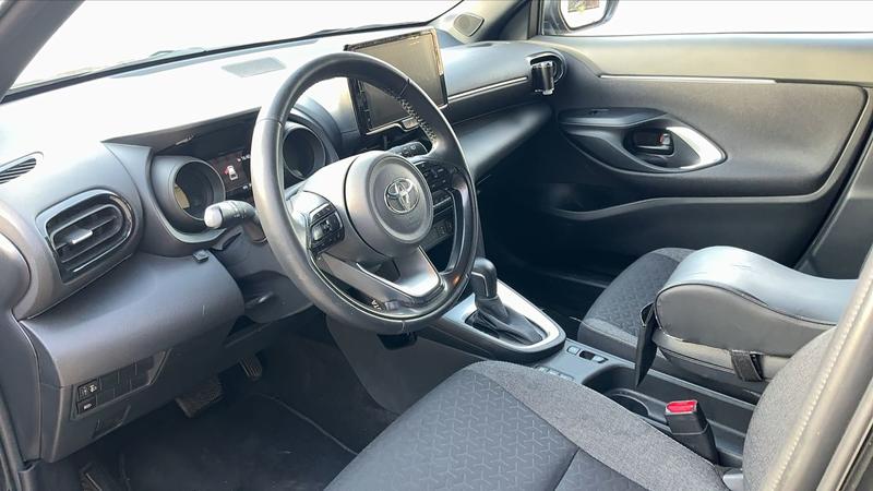 Toyota Yaris Cross IV 1.5 Vvti 116 Hybrid E-Cvt Design - Automatique Entretien constructeur