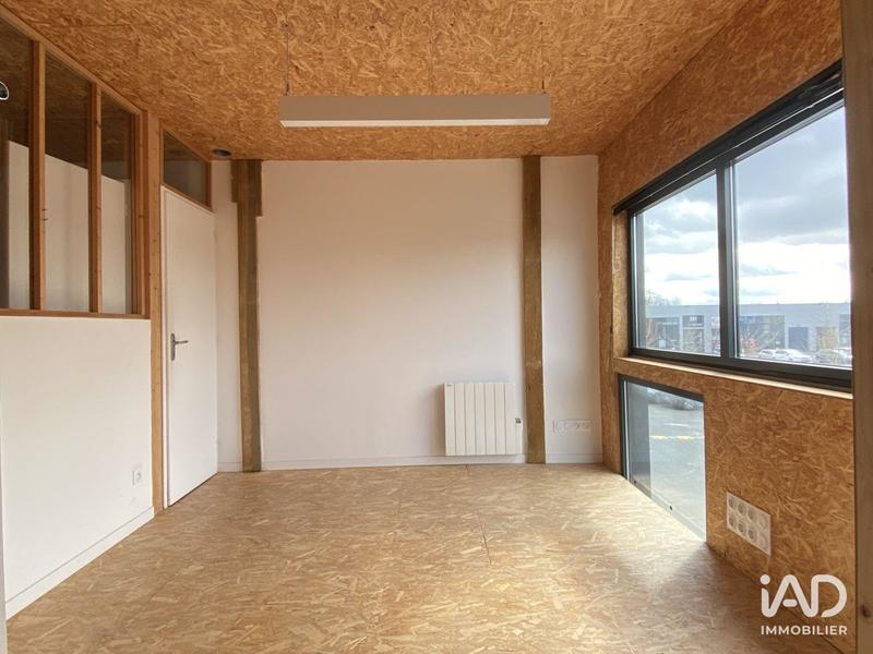 Local commercial - 282 m²