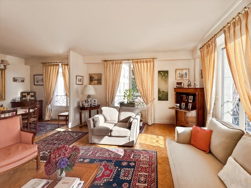 Appartement bourgeois - 130 m² - 5 pièces