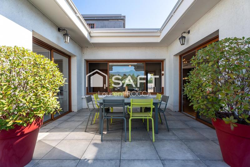 Appartement - 140 m² - 4 pièces