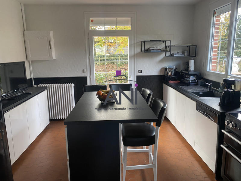 Maison ancienne - 181 m² - 6 pièces