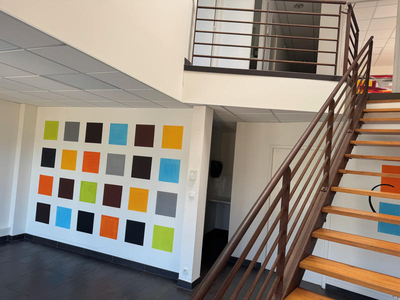 Local d'activités - 1 701 m²