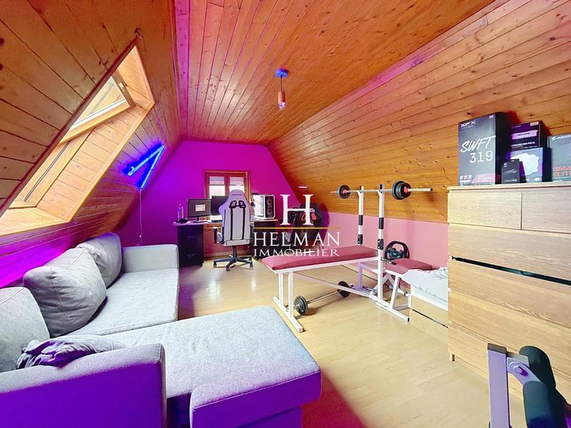 Maison - 218 m² - 8 pièces