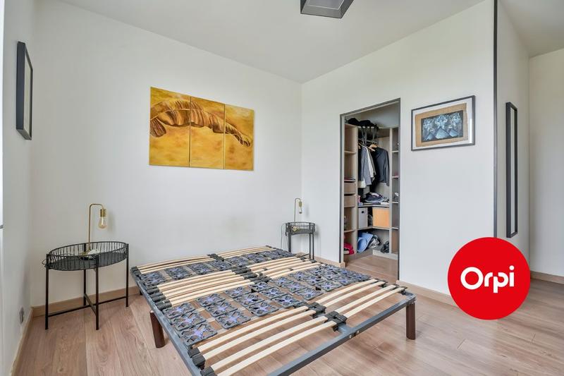 Appartement - 101 m² - 4 pièces