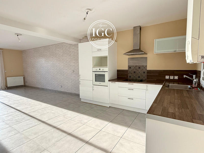 Maison - 73 m² - 3 pièces