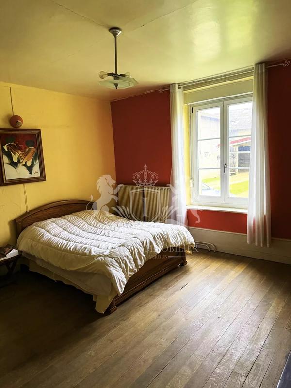 Haras - 200 m² - 5 pièces