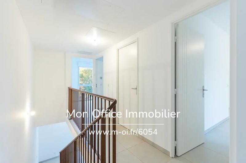 Appartement - 120 m² - 5 pièces