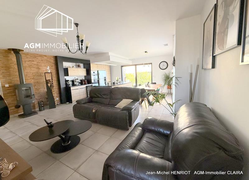 Villa - 104 m² - 4 pièces