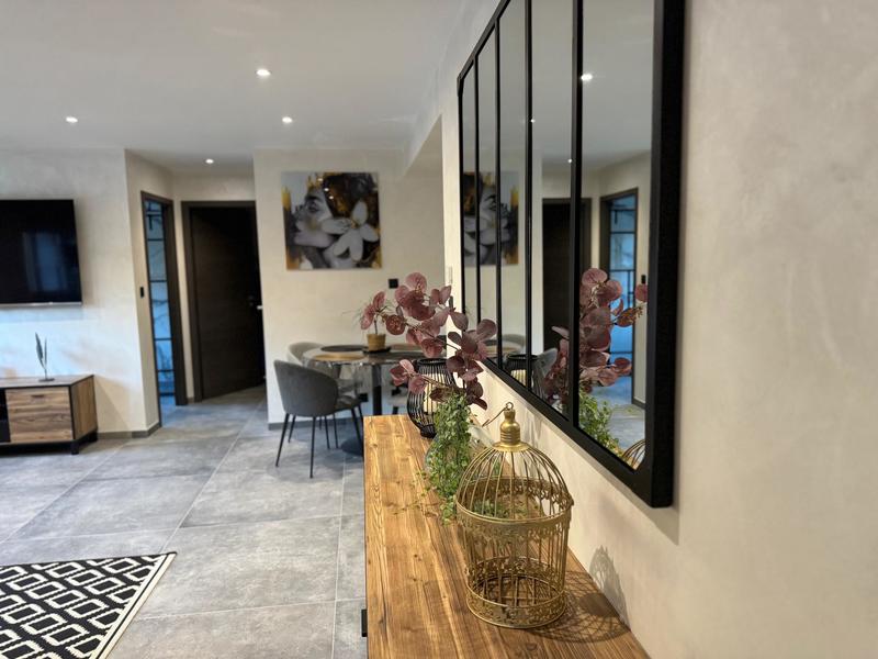 Appartement - 110 m² - 3 pièces