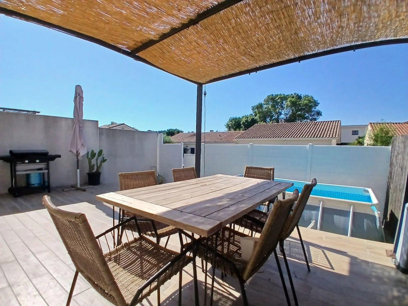 Maison - 90 m² - 4 pièces