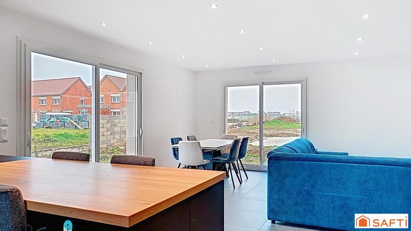 Maison - 95 m² - 4 pièces