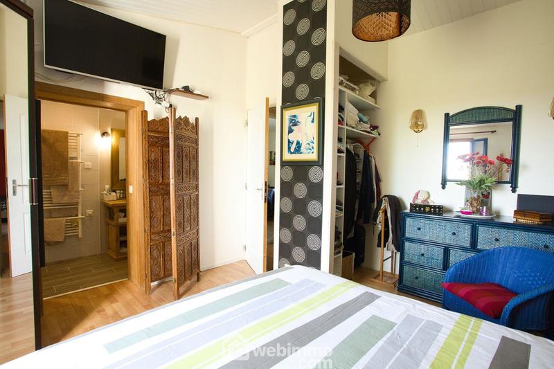 Maison - 176 m² - 7 pièces