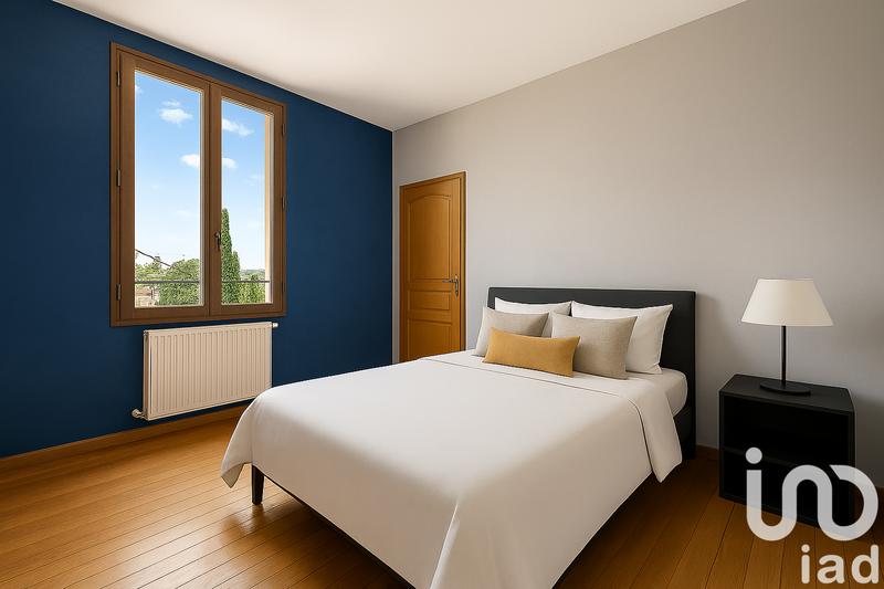 Maison - 240 m² - 11 pièces