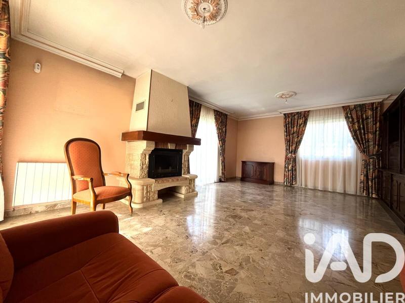 Maison - 98 m² - 4 pièces