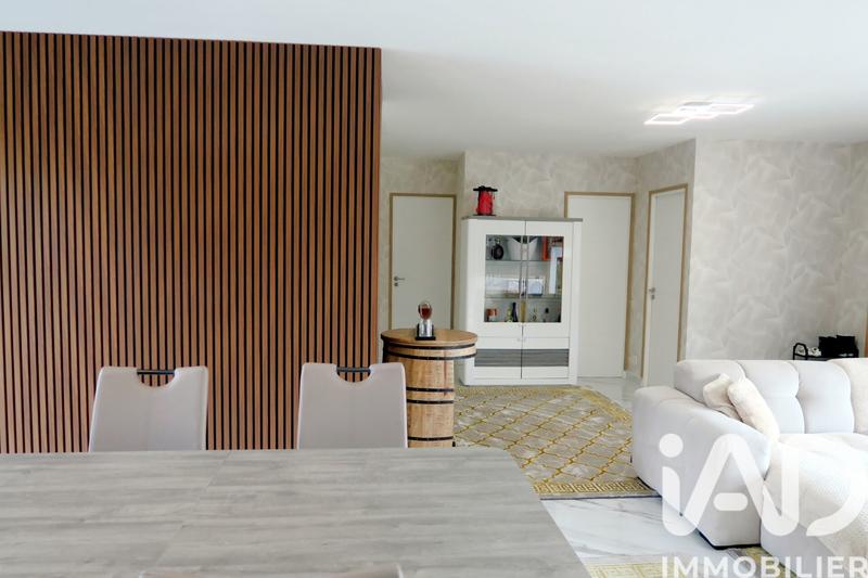 Maison - 76 m² - 5 pièces