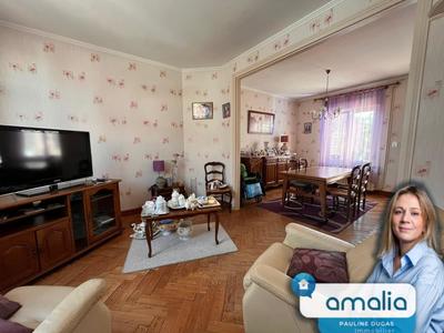 Maison - 107 m² - 6 pièces