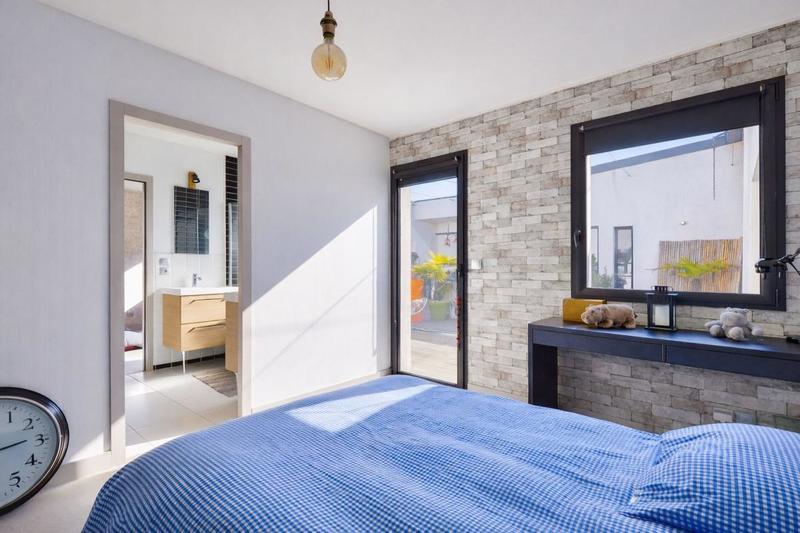 Propriété - 169 m² - 7 pièces