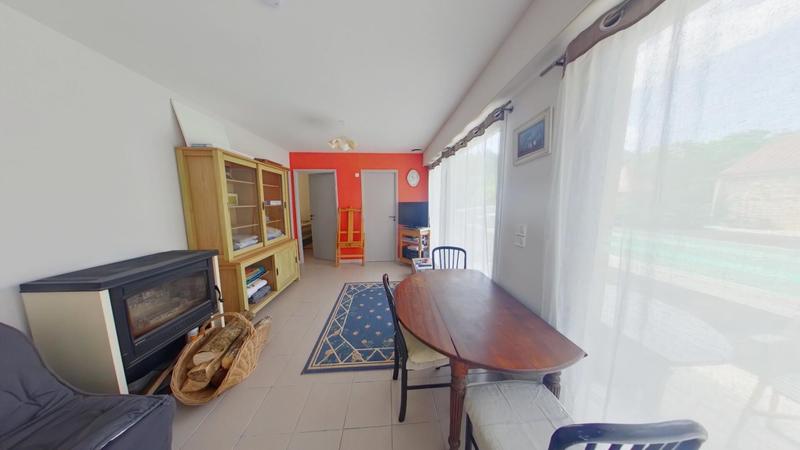 Maison - 300 m² - 10 pièces