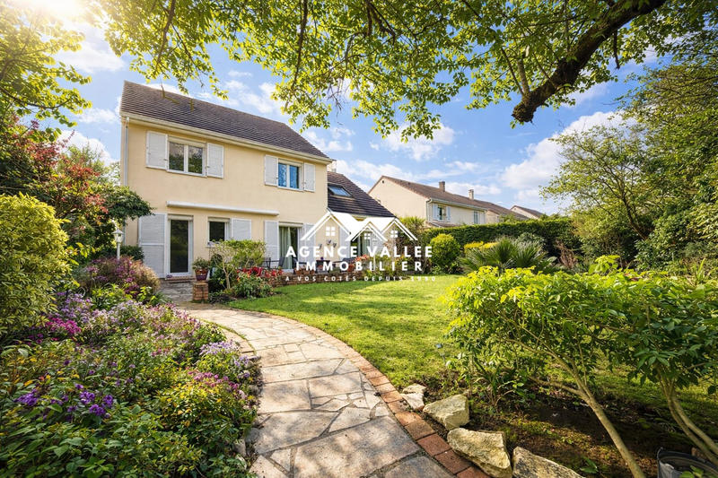 Maison - 160 m² - 7 pièces