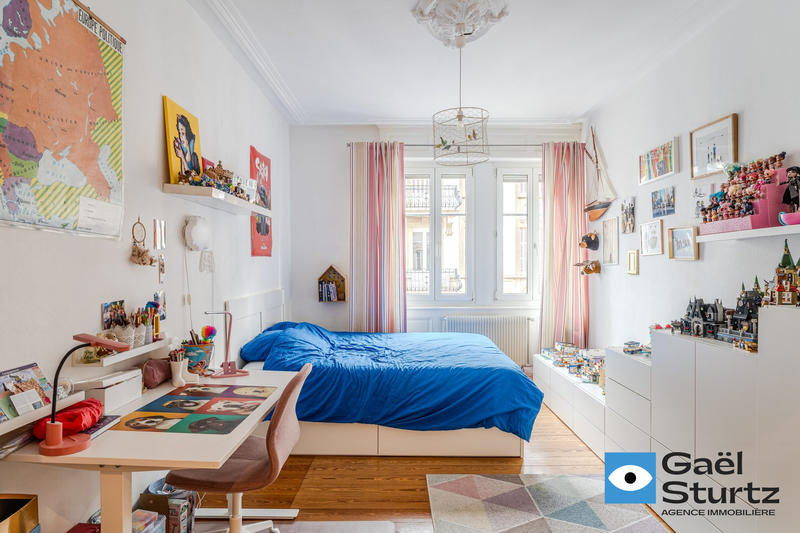 Appartement - 112 m² - 5 pièces