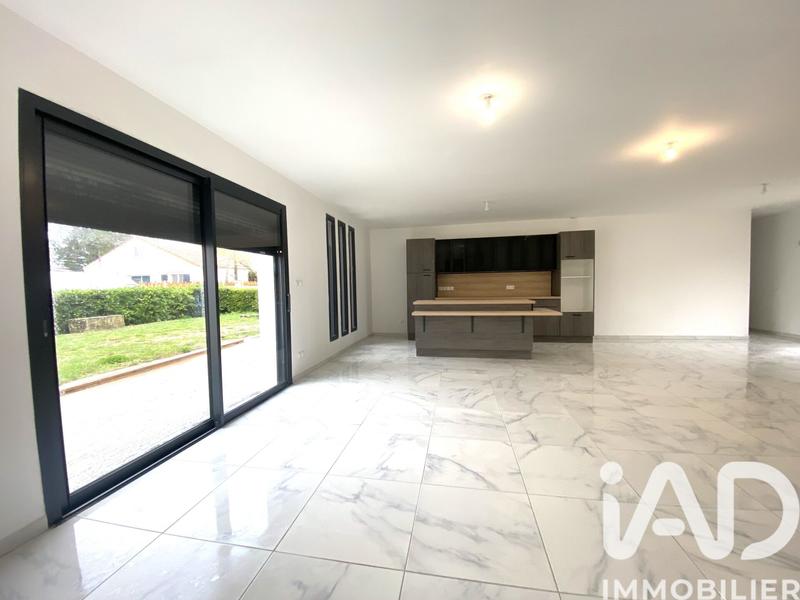 Maison - 108 m² - 4 pièces