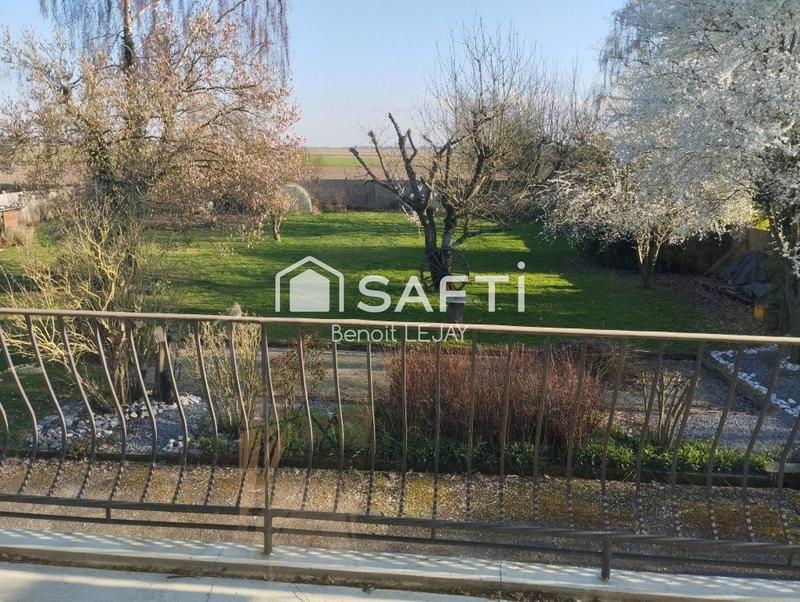 Maison - 215 m² - 7 pièces