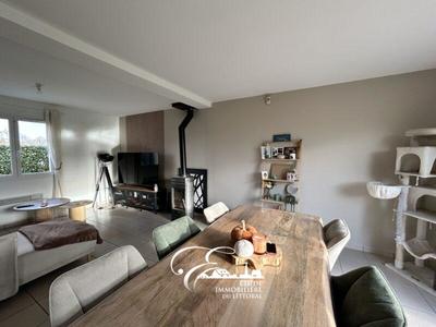 Maison - 92 m² - 5 pièces