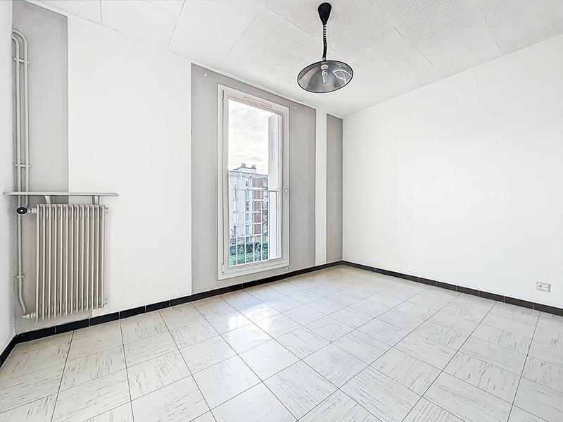 Appartement - 105 m² - 6 pièces