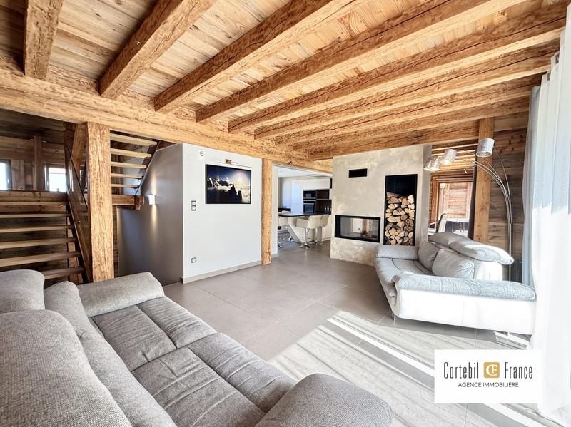 Châlet - 319 m² - 12 pièces