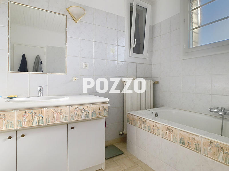 Maison - 144 m² - 6 pièces