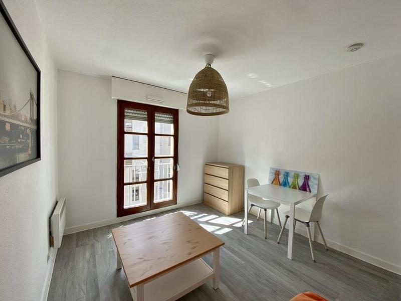 Studio - 18 m² - 1 pièce