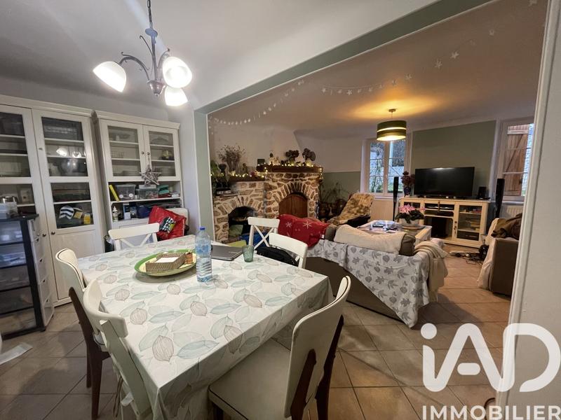 Maison - 140 m² - 6 pièces