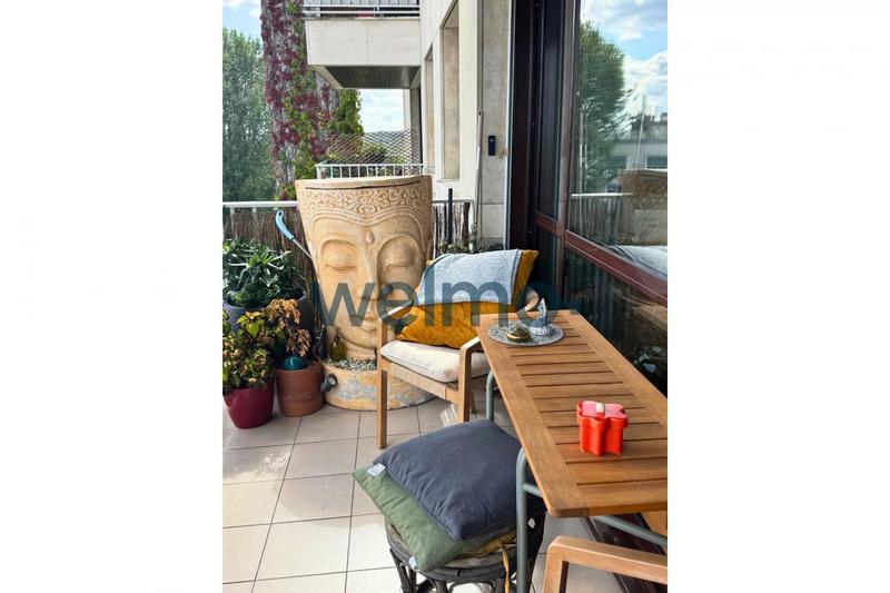 Appartement - 82 m² - 3 pièces