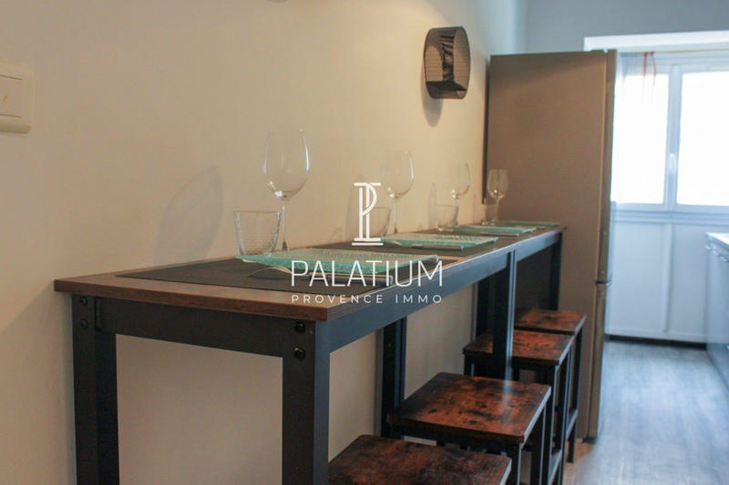 Appartement - 82 m² - 5 pièces