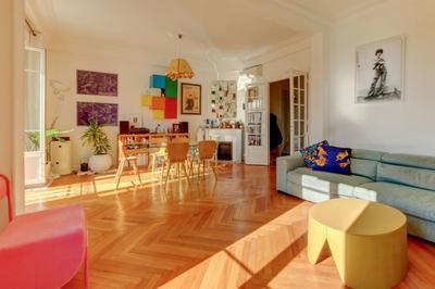 Appartement bourgeois - 141 m² - 5 pièces